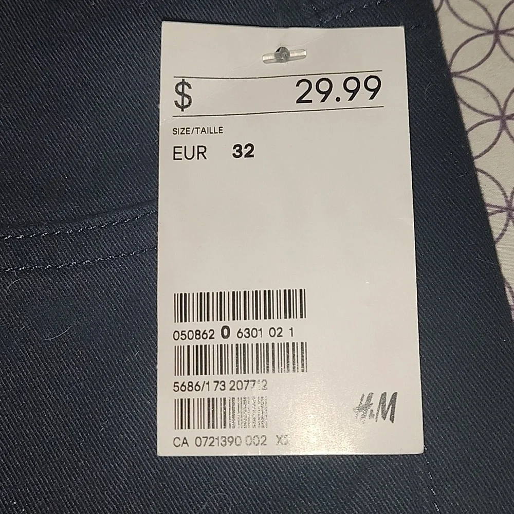 H&M slim fit black jeans - Picture 2 of 4
